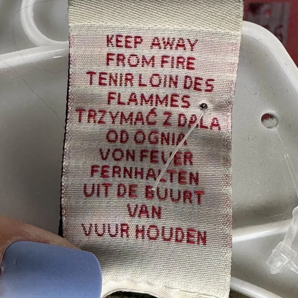 NWT Rachel Zoe Girls Button Down Sweater Coat with Embroidery/Bows and Hat - Picture 6 of 10